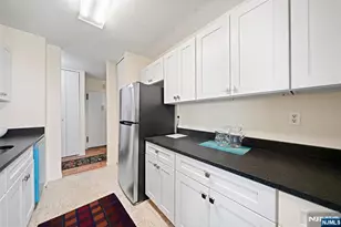 7855 Blvd 1106, North Bergen, NJ 07047 - Photo 21