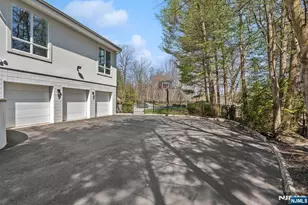 817 W Shore Dr, Kinnelon, NJ 07405 - Photo 45