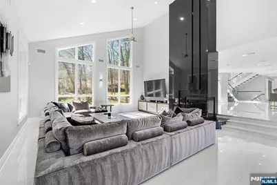 817 W Shore Drive, Kinnelon, NJ 07405 - Photo 17