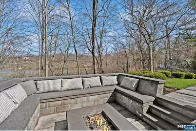 817 W Shore Drive, Kinnelon, NJ 07405 - Photo 43
