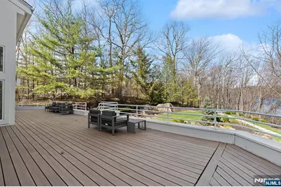 817 W Shore Drive, Kinnelon, NJ 07405 - Photo 41