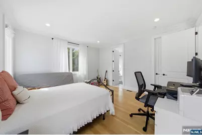 34 Dubois Avenue, Alpine, NJ 07620 - Photo 17