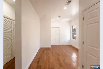 152 Washington Street, Lodi, NJ 07644 - Photo 5