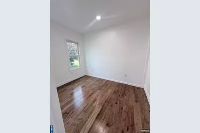 152 Washington Street, Lodi, NJ 07644 - Photo 9