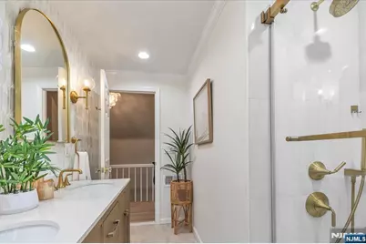 314 Carteret Terrace, Orange, NJ 07050 - Photo 23