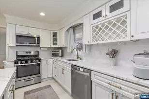 314 Carteret Terrace, Orange, NJ 07050 - Photo 15