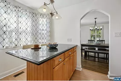 122 Johnson Avenue, Mahwah, NJ 07430 - Photo 11