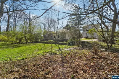 81 Park Avenue, Allendale, NJ 07401 - Photo 29