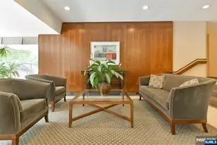 4 Horizon Rd, Fort Lee, NJ 07024 - Photo 25
