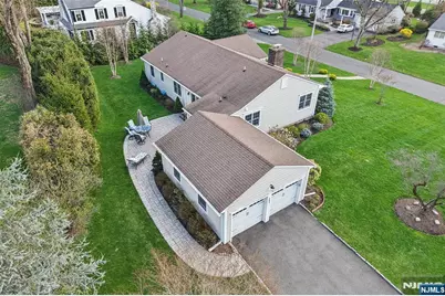 395 Frances Place, Wyckoff Township, NJ 07481 - Photo 25