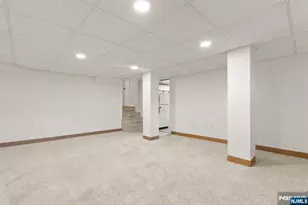 519 Summit St, Ridgewood, NJ 07450 - Photo 37