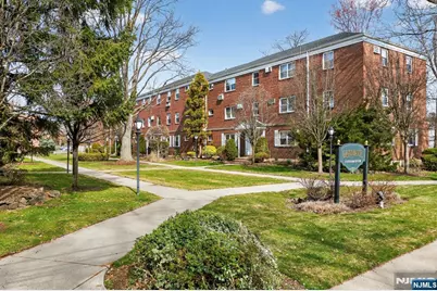 243 Johnson Avenue L4 #L4, Hackensack, NJ 07601 - Photo 23