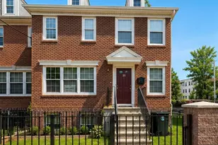 25 Holland St, Newark, NJ 07103 - Photo 1