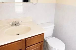 25 Holland St, Newark, NJ 07103 - Photo 5