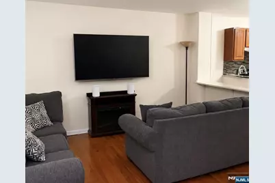 25 Holland Street, Newark, NJ 07103 - Photo 3