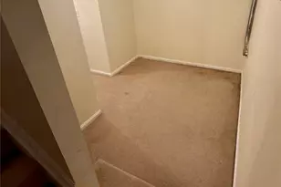 25 Holland St, Newark, NJ 07103 - Photo 13