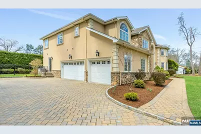 103 Ivy Lane, River Vale Township, NJ 07675 - Photo 3