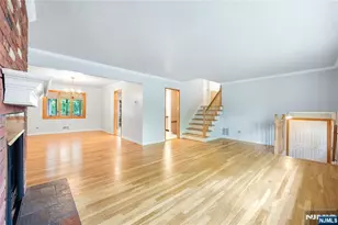 18 Dogwood Ct, Westwood, NJ 07675 - Photo 9
