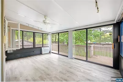 18 Dogwood Court, Westwood, NJ 07675 - Photo 17
