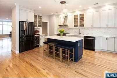 34 Candlewood Drive, Old Tappan, NJ 07675 - Photo 5