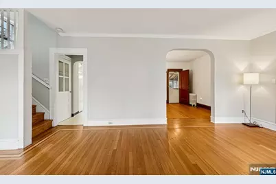 971 Garrison Avenue, Teaneck Township, NJ 07666 - Photo 3