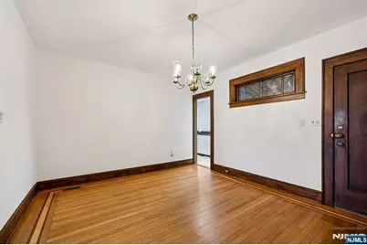 971 Garrison Avenue, Teaneck Township, NJ 07666 - Photo 17