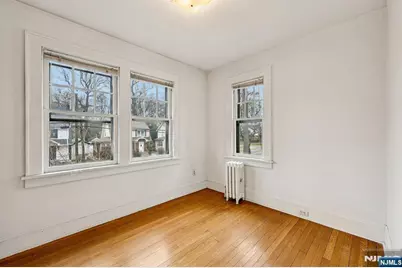 971 Garrison Avenue, Teaneck Township, NJ 07666 - Photo 13