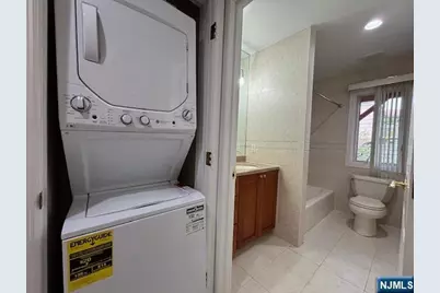 2411 6th Street B #B, Fort Lee, NJ 07024 - Photo 5