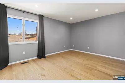 319 Gorge Road 6 #6, Cliffside Park, NJ 07010 - Photo 13