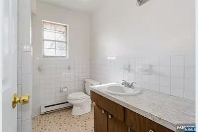 145 Arnot Street 4B #4B, Lodi, NJ 07644 - Photo 17