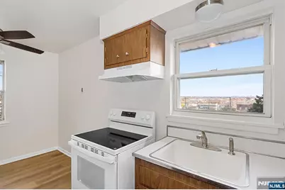 145 Arnot Street 4B #4B, Lodi, NJ 07644 - Photo 11