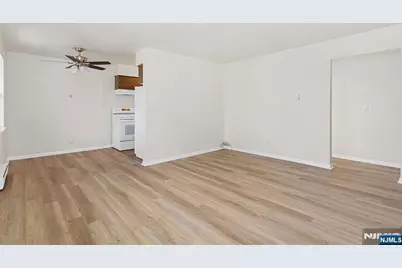 145 Arnot Street 4B #4B, Lodi, NJ 07644 - Photo 5