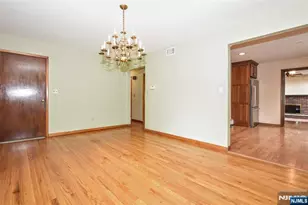 8 Royal Ave, Hawthorne, NJ 07506 - Photo 7