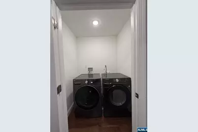 225 9th Street, Newark, NJ 07103 - Photo 9