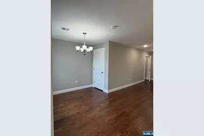 225 9th Street, Newark, NJ 07103 - Photo 3