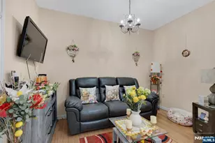 97 Houston St, Newark, NJ 07105 - Photo 9