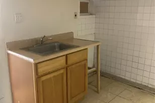 210 Day Ave, Cliffside Park, NJ 07010 - Photo 25