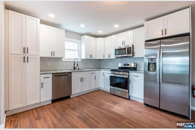 163 Jefferson Street Floor 1 #Floor 1, Wood Ridge, NJ 07075 - Photo 1