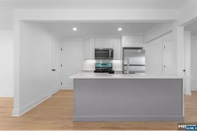 325 Hollywood Avenue, Hillside, NJ 07205 - Photo 7