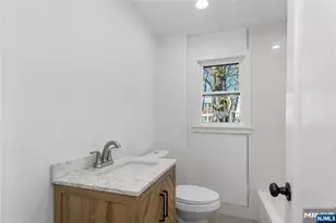 325 Hollywood Ave, Hillside, NJ 07205 - Photo 19