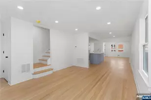 325 Hollywood Ave, Hillside, NJ 07205 - Photo 3