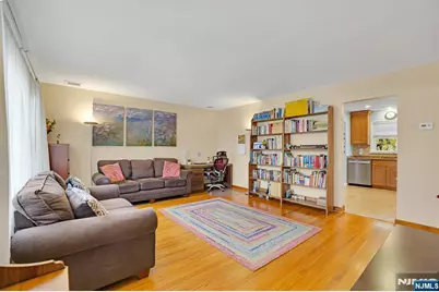 243 Donaldson Avenue, Rutherford, NJ 07070 - Photo 3