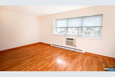 30 E Maple, Teaneck Township, NJ 07666 - Photo 7