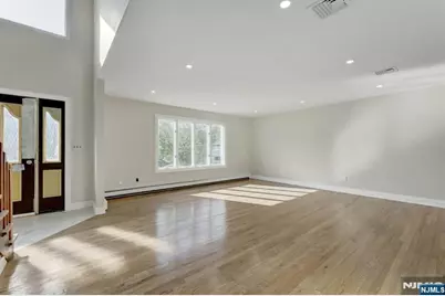 535 Orchard Avenue, Palisades Park, NJ 07650 - Photo 3