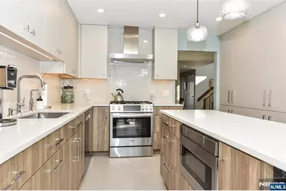 42 Bellgrove Drive, Mahwah, NJ 07430 - Photo 17