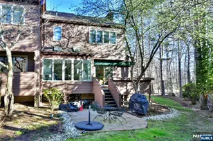 42 Bellgrove Dr, Mahwah, NJ 07430 - Photo 37