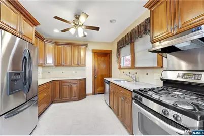 80 Garfield Place, Totowa, NJ 07512 - Photo 5
