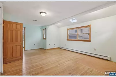 27 Jagoe Street, Bergenfield, NJ 07621 - Photo 21