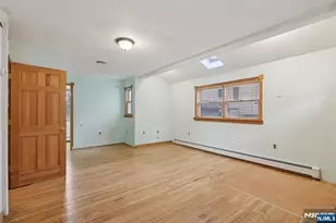 27 Jagoe St, Bergenfield, NJ 07621 - Photo 21