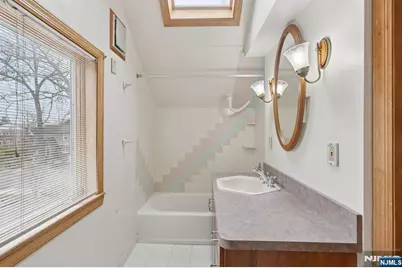 27 Jagoe Street, Bergenfield, NJ 07621 - Photo 35